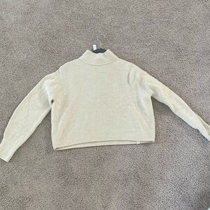 Lululemon size 2 beige sweater